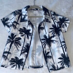 SHEIN Black and White Palm Print Kids Button Down Shirt